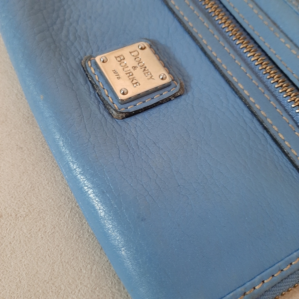 Dooney Bourke Blue Wristlet Bag - Picture 8 of 16